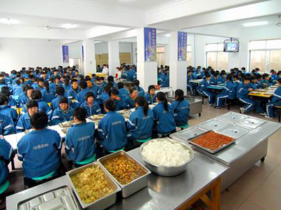 工廠飯?zhí)冒咐? title=